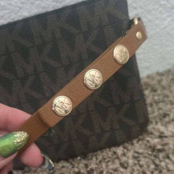 Michael Kors Black & Brown MK Monogram Chain Bum/Belt Bag (EUC)(S)✨️🖤✨️ - Picture 12 of 13